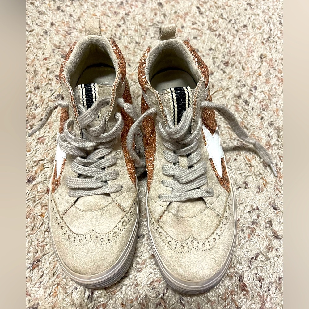 Shu Shop, size 7.